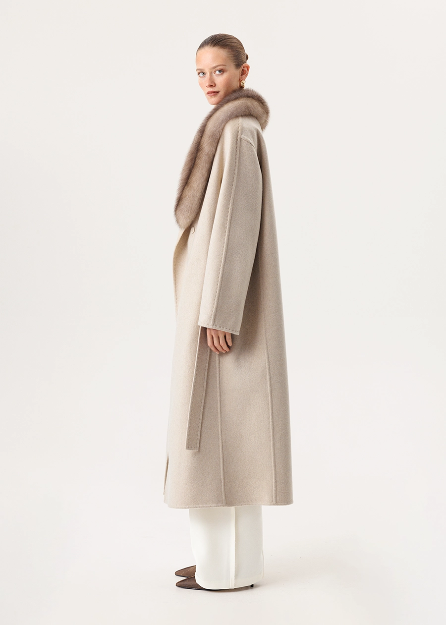 Кашемировое пальто с цельным шалевым соболиным воротником