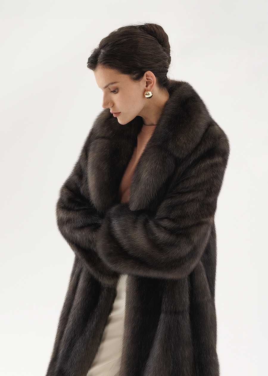 Целиковая соболиная шуба